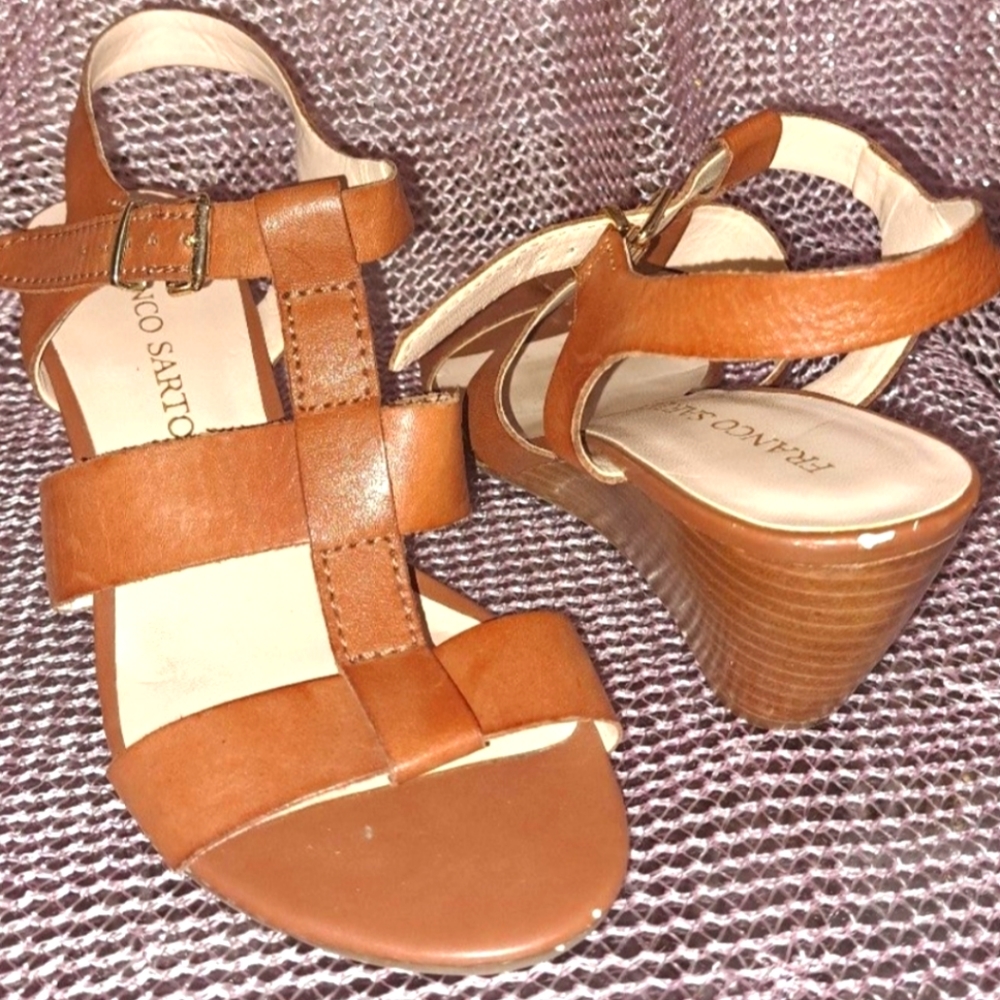 Franco Sarto Wyona Wedge Heels Size 7 Tan